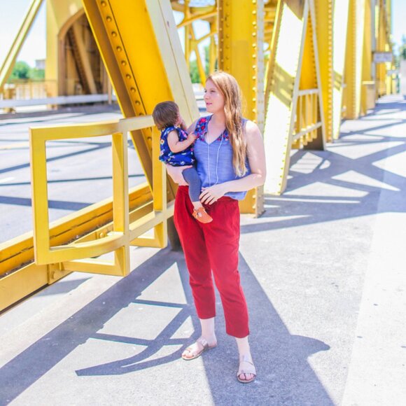Gap Burnt Orange Paper Bag Pants - Picture 3 of 11